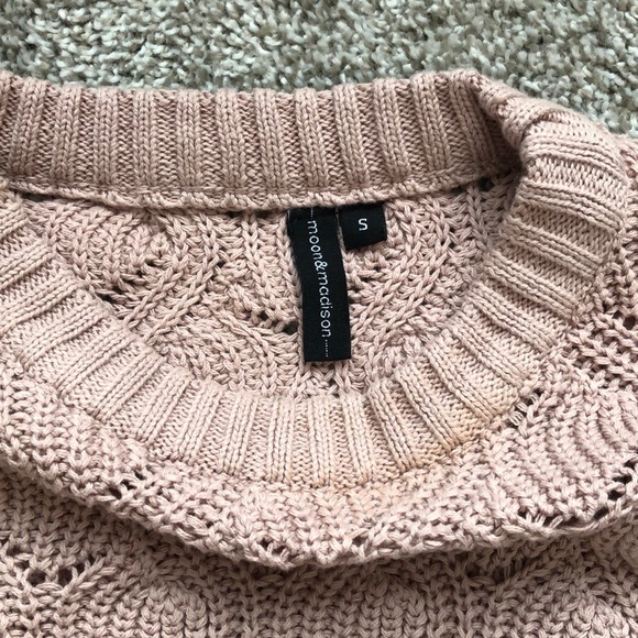 Knit Cropped Bell Sleeve Sweater - Picture 7 of 8